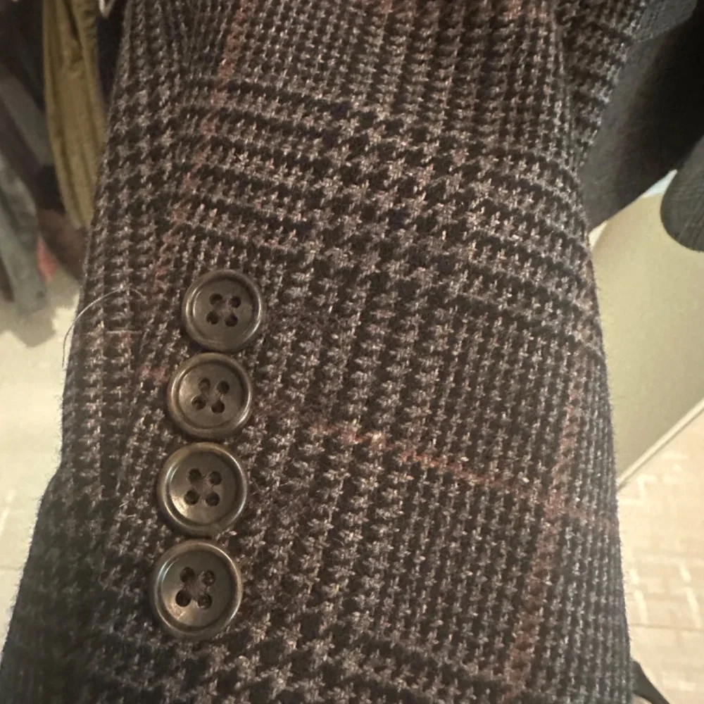 Bonobos Grey Glen Plaid Sport Coat with Subtle Brown Windowpane